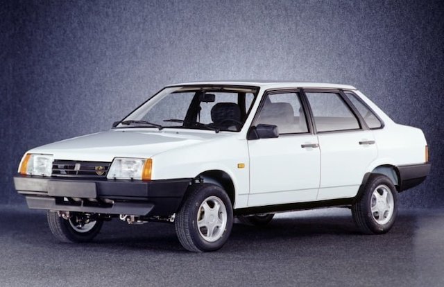 Свежие новости: В Николаевской области шестеро неизвестных угнали «ВАЗ», а водителя бросили в яму