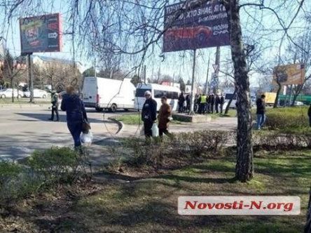 Свежие новости: Карантин в Николаеве: полиция контролирует количество пассажиров в транспорте