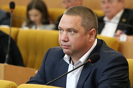 Свежие новости: В Николаевский облсовет прислали справку о позитивном тесте жены Кормышкина на COVID – сам депутат возмутился и обратился к правоохранителям