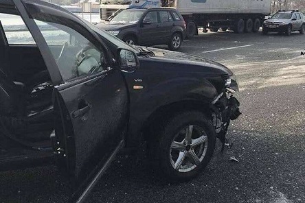 Свежие новости: На трассе под Киевом произошла серьезная ДТП