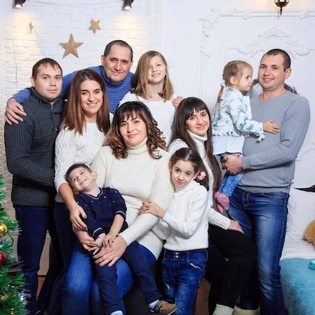 Свежие новости: Софійці Дяченко із Южноукраїнська потрібна допомога: дівчина у важкому стані