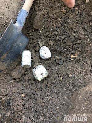 Свежие новости: Житель Баштанки закопала возле дома взрывчатку