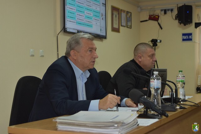 Свежие новости: Через брак кворуму не відбулося продовження 65-ї сесії міської ради