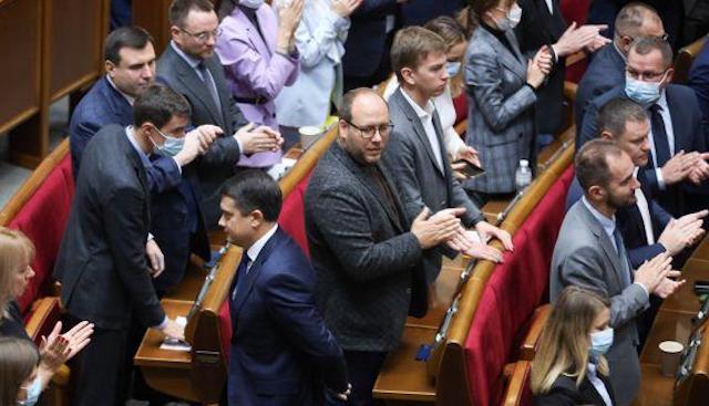 Свежие новости: Рада закрыла заседание, так и не выбрав нового спикера