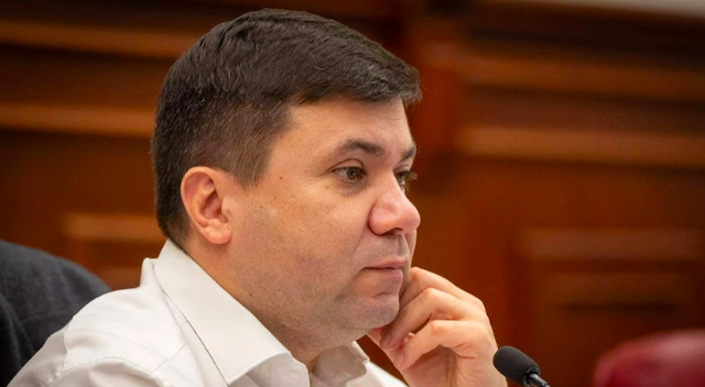 Свежие новости: Заступник міністра освіти Вітренко повідомив, що знайшов у своєму авто 