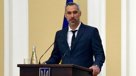 Фото новости: Рябошапка заявил, что на него открыли дело из-за старого кредита жены Свежие новости: Рябошапка заявил, что на него открыли дело из-за старого кредита жены
