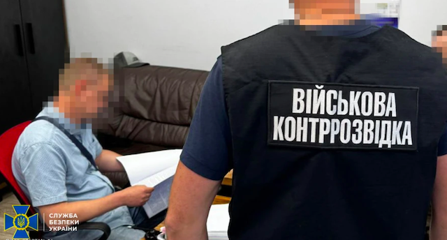 Свежие новости: Посадовця Міноборони викрили на розкраданні бюджетних коштів на ремонті БТР