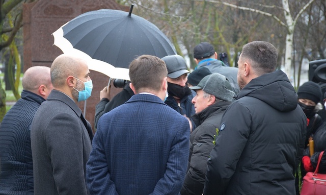 Свежие новости: Николаевцы возложили цветы в память о жертвах Холокоста