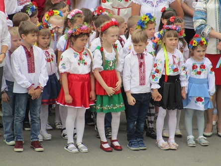 Свежие новости: В Первомайске прошел традиционный Марш Вышиванок