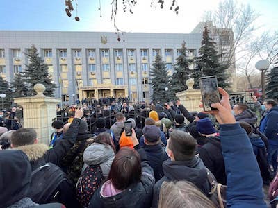 Свежие новости: В Одессе суд оглашает приговор Сергею Стерненко