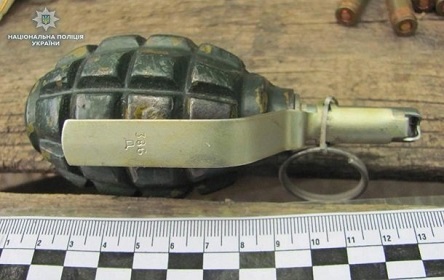 Свежие новости: Под Одессой психбольной с гранатой стрелял в полицию, есть раненые