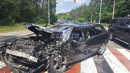 Свежие новости: В Киеве легковушка протаранила 