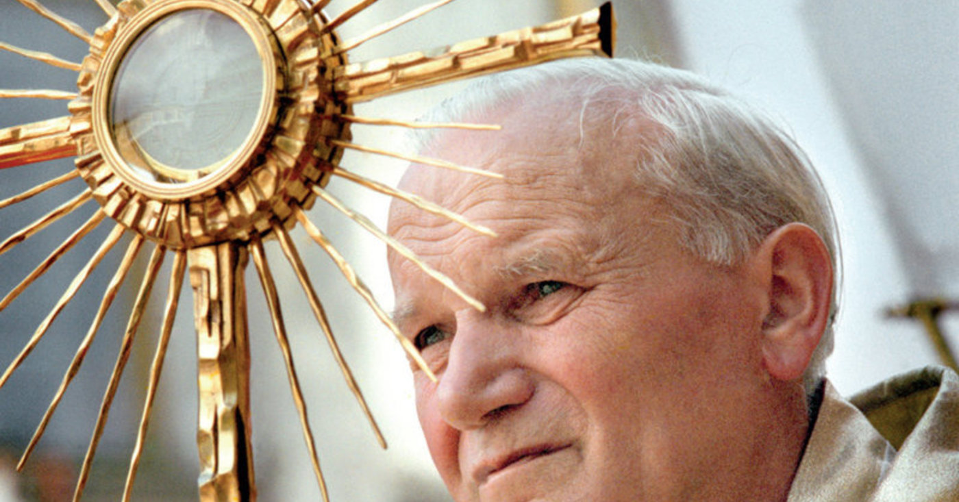 Фото новости: Из Кельнского собора украли ткань с каплей крови Папы Римского Иоанна Павла II Свежие новости: Из Кельнского собора украли ткань с каплей крови Папы Римского Иоанна Павла II