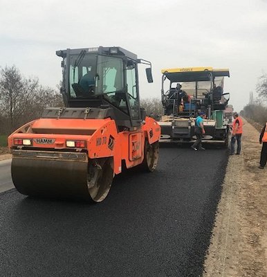 Свежие новости: На автодороге Т-15-08 Калиновка - Снигиревка возобновили ремонтные работы