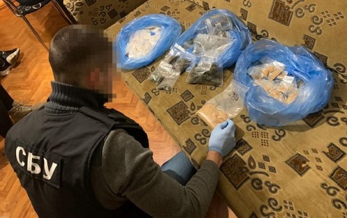 Свежие новости: СБУ блокировала деятельность банды, которая продавала наркотики в 15 областях
