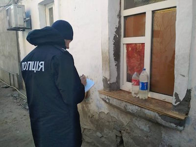 Свежие новости: В Николаеве за торговлю самогоном полицейские оштрафовали двух правонарушителей