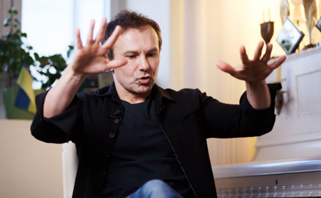 Свежие новости: Вакарчук собирается быть поющим депутатом