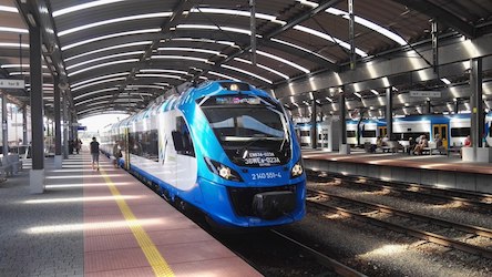 Свежие новости: На новогодние праздники назначены новые поезда в Одессу, Николаев и в сторону Карпат