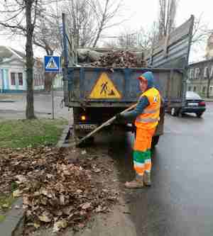 Свежие новости: В Николаеве территорию Центрального района очищают от стихийных свалок