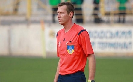 Свежие новости: В Украине после футбольного матча избили главного судью