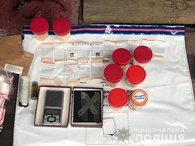 Свежие новости: В Николаеве полиция сняла на камеру закупку амфетамина у главаря группировки наркоторговцев