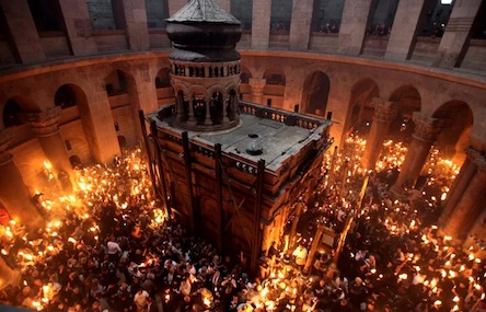 Свежие новости: Схождение Благодатного огня в Иерусалиме: когда и где смотреть онлайн трансляцию