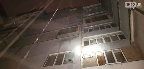 Свежие новости: В Николаеве с квартиры многоэтажного дома выпрыгнула девушка с психрасстройствами 18+