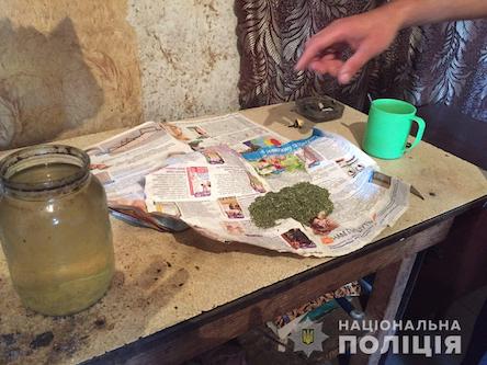 Свежие новости: В Новом Буге мужчина выращивал коноплю для лечения домашней птицы