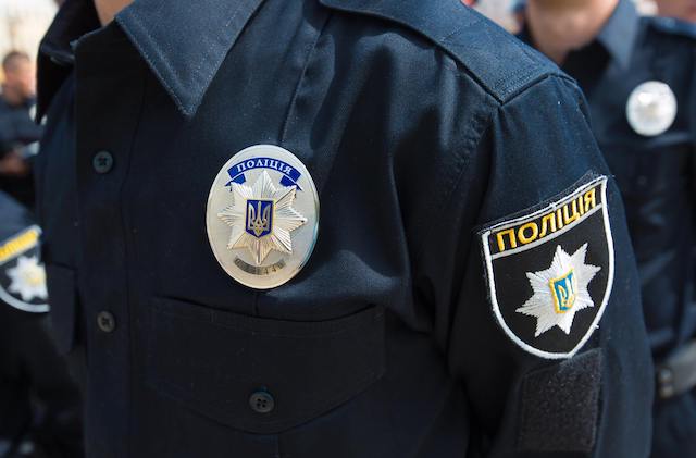 Свежие новости: В Николаеве агрессивный дебошир нанес телесные повреждения полицейским