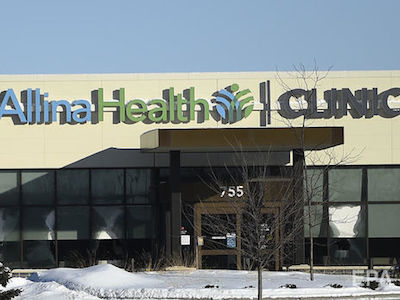 Свежие новости: В США мужчина открыл огонь в клинике