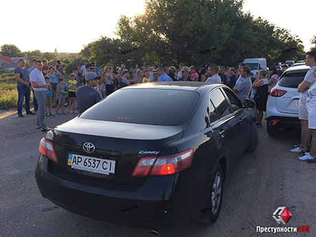 Свежие новости: Жители Первомайска перекрыли дорогу с требованием отремонтировать трассу