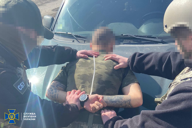 Свежие новости: СБУ затримала українського військового, який намагався отруїти своє командування на Запоріжжі