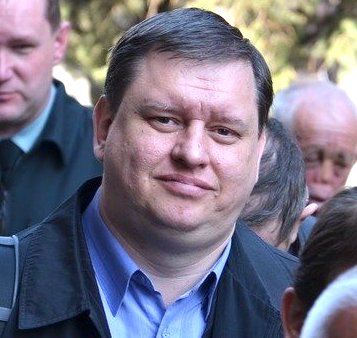 Свежие новости: В кабинете главы Кривоозерской РГА провели обыск – его подозревают в получении взятки в виде кожаного кресла