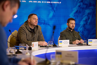 Свежие новости: Україна почала консультації з Великою Британією щодо гарантій безпеки