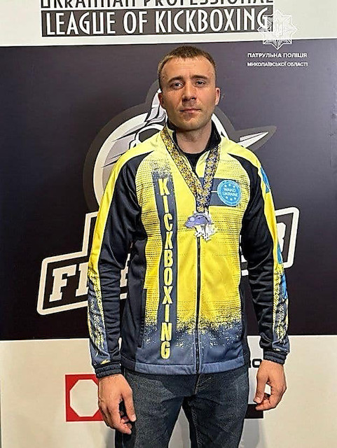 Свежие новости: Миколаївський патрульний став чемпіоном України з кікбоксингу