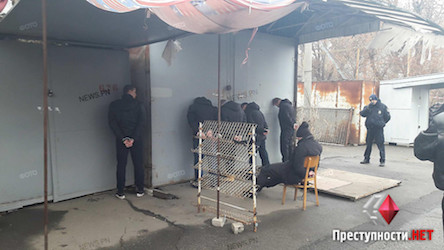 Свежие новости: «Охрана держалась до последнего»: В ходе захвата рынка «Колос» в Николаеве пострадали не менее пяти человек