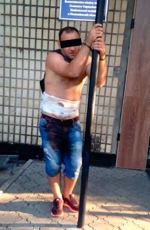 Свежие новости: Полиция поймала подозреваемых в разбойном нападении на фермера: один из них при задержании вспорол себе живот