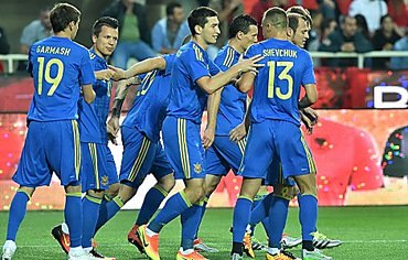 Фото новости: Сборная Украины обыграла соперников перед европейским первенством Евро-2016 во Франции Свежие новости: Сборная Украины обыграла соперников перед европейским первенством Евро-2016 во Франции