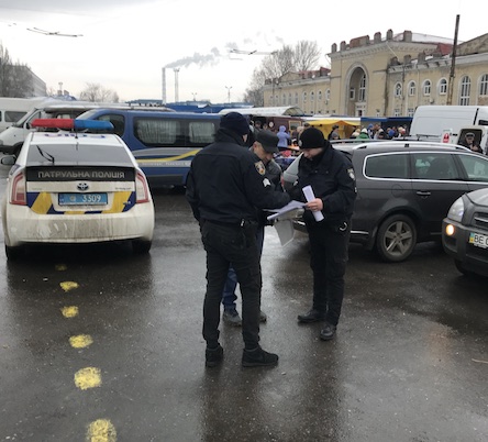 Свежие новости: В Николаеве провели рейд по недопущению стихийной торговли на площади Привокзальной