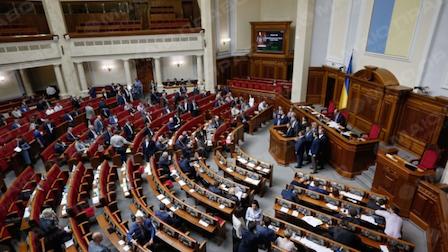 Свежие новости: В Раде хотят запретить украинским артистам выступать в России