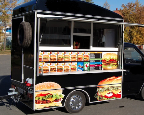 Свежие новости: Центральная улица города превращается в ряды торговых точек