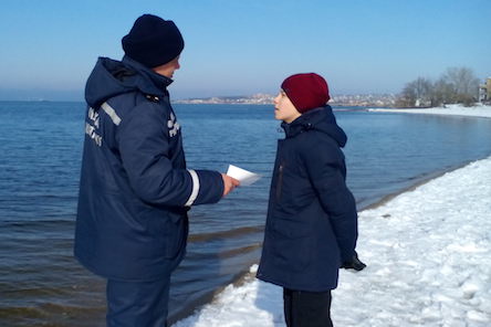 Свежие новости: Рятувальники провели профілактичний захід із відвідувачами міського пляжу “Чайка” Корабельного району Миколаєва