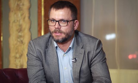 Свежие новости: Андрій Вадатурський: Люди з недовірою ставляться до нової реформи та бояться брати на себе відповідальність за владу на місцях