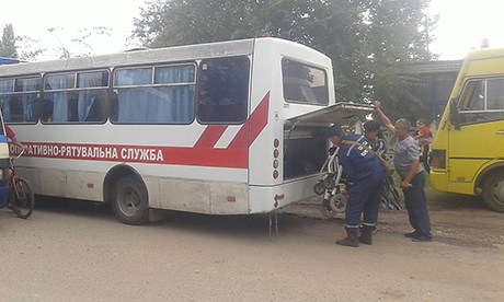 Свежие новости: На Херсонщине после экологической катастрофы в Армянске спасатели проводят обеззараживание территории