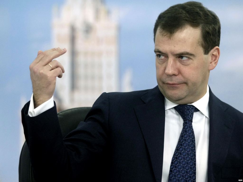 Свежие новости: Медведев жалуется на Украину