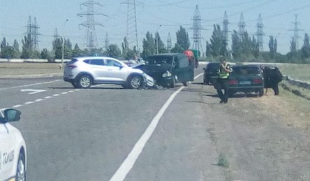 Свежие новости: На трассе возле ЮУАЭС произошло серьезное ДТП