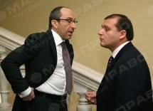 Свежие новости: В Харькове начались обыски у Кернеса и у матери Добкина