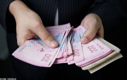Свежие новости: В июне средняя зарплата в Украине выросла на 1037 грн