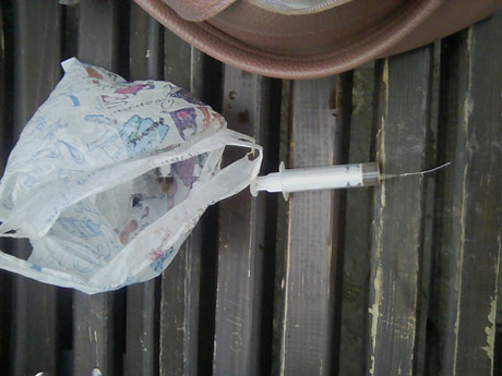 Фото новости: В Южноукраинске полиция задержала женщину, у которой при обыске обнаружили наркотики Свежие новости: В Южноукраинске полиция задержала женщину, у которой при обыске обнаружили наркотики