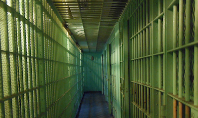 Свежие новости: В России около 200 заключенных приняли участие в бунте